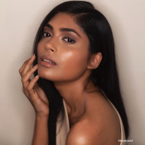 Girl In The Mirror- Makeup and