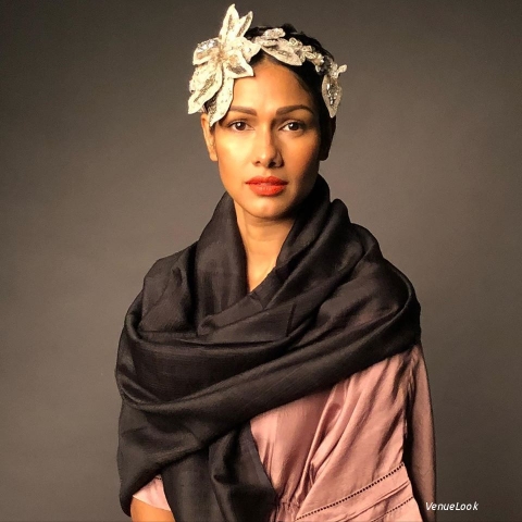 Girl In The Mirror- Makeup and