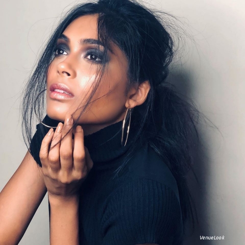 Girl In The Mirror- Makeup and