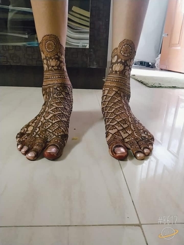 Chhaya Mehendi Artist
