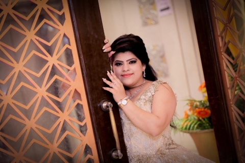 Meenakshi Studio and Colour La