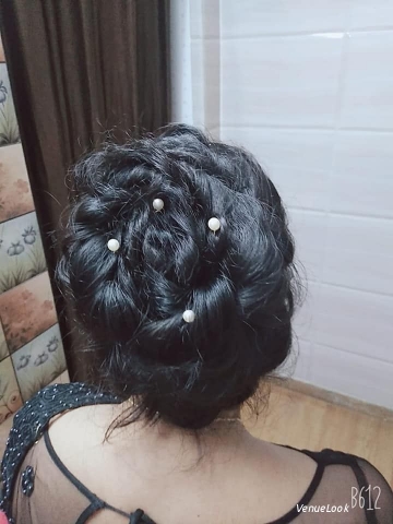 Mansvi Bridal Makeup Artist1