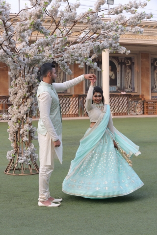 Personality Digital Photo Stud