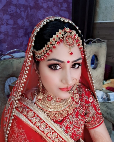 Balla Sisters Makeup Artist