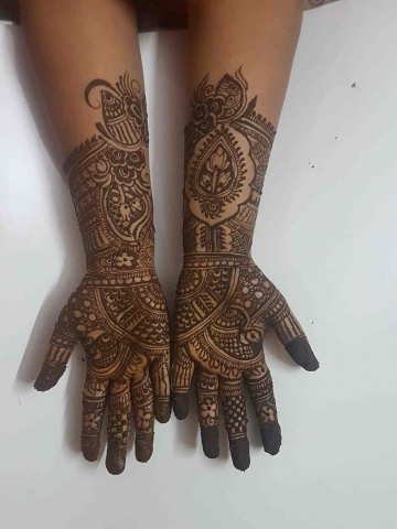 Mehandi World