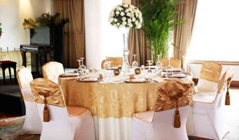 Plush Events and Weddings