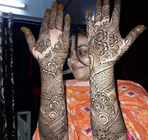 Mehendi by Nasneem