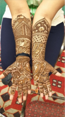 Akash Mehendi Art