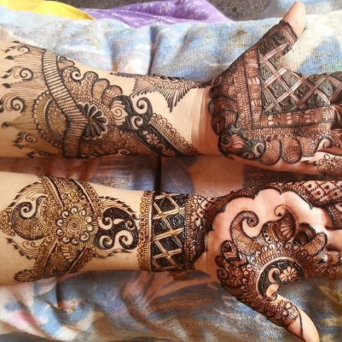 Krishna Mehandi Artist