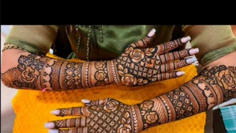 Kuldeep Mehandi Artist