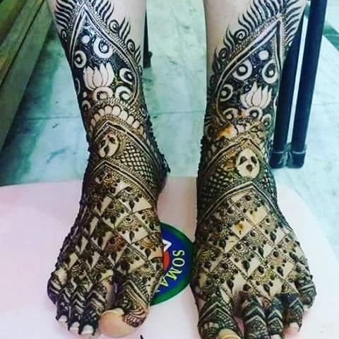 Raj Mehandi Artist