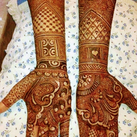 Sumit Mehendi artist