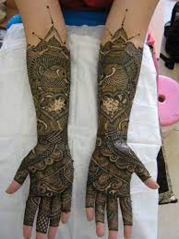 Aakash mehandi artist