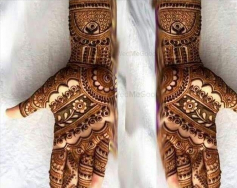 BR Mehandi Art