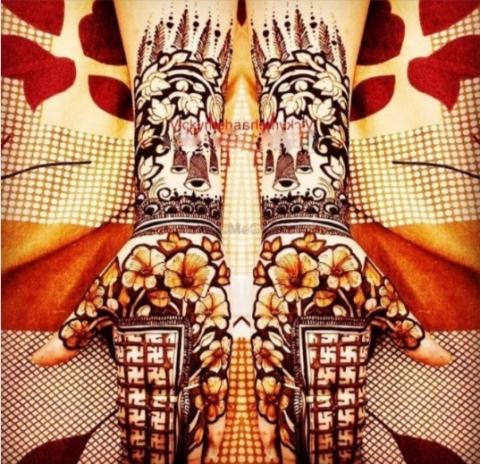 Vicky Professional Mehandi Art