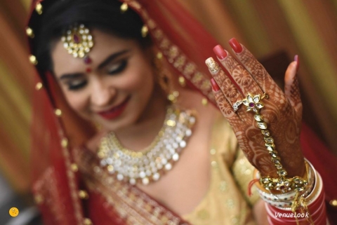 PicsandClicks Productions1