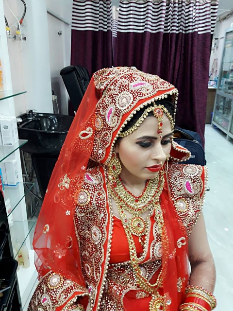 Makeup by Aishwarya