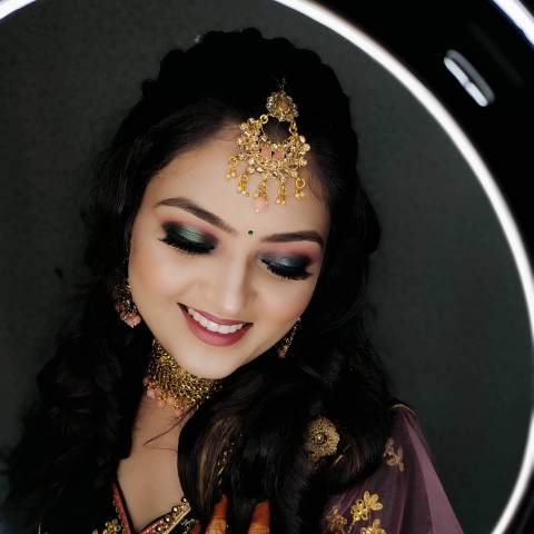 Richas Elegance Makeover Studi