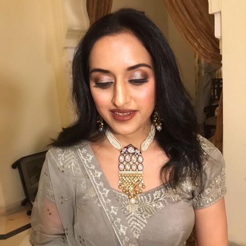 esha shukla makeup artist