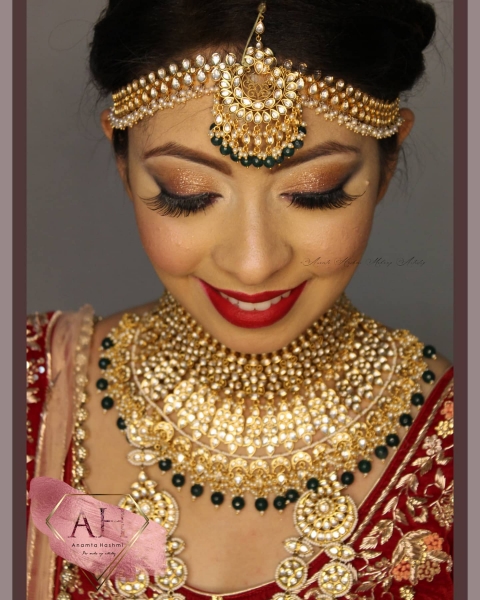 Make-up by Anamta Hashmi