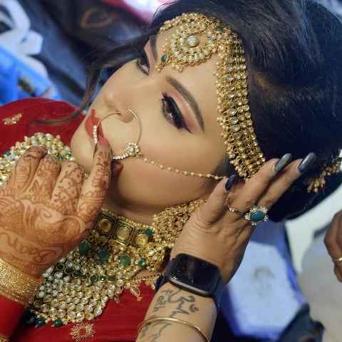 Makeover by Koushiki