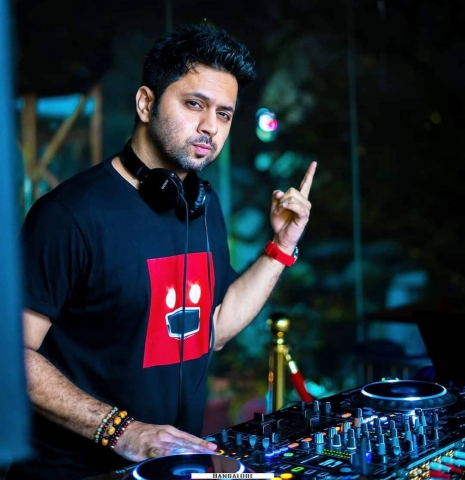 Ashwin Bhatia - Karaoke Jockey