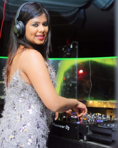 Dj Rhea