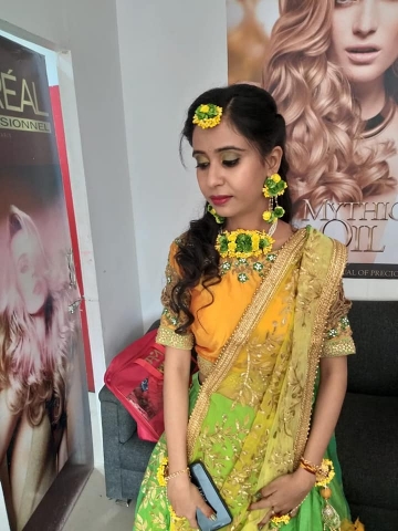 Astilo Unisex Salon n Makeup S