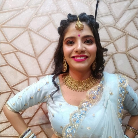 Astilo Unisex Salon n Makeup S