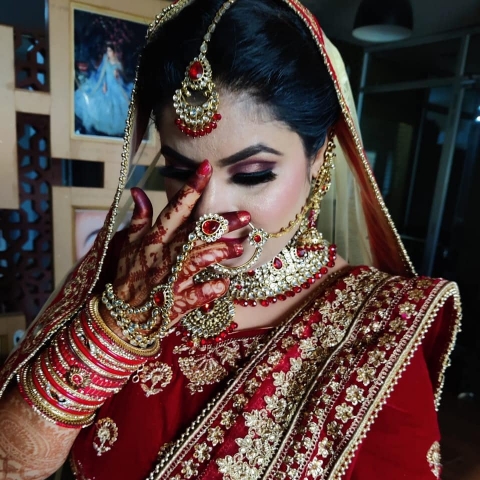 Studio 61 Unisex Salon