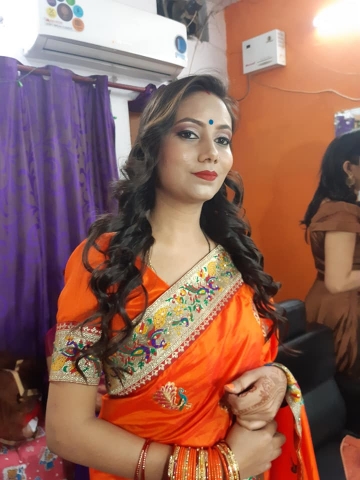 Makeup by Pallavi Rastogi