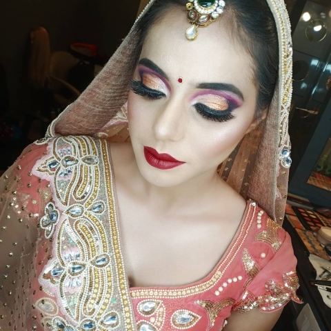 Deepti Makeup Artist	