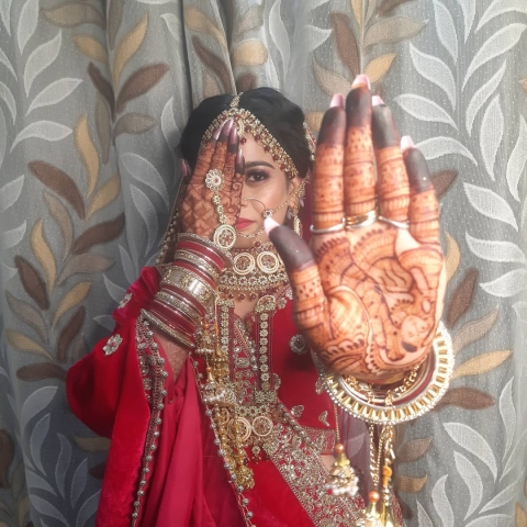 Anjali James Makeup Hair Artis