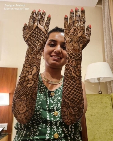 Designer Mehendi by Mamta