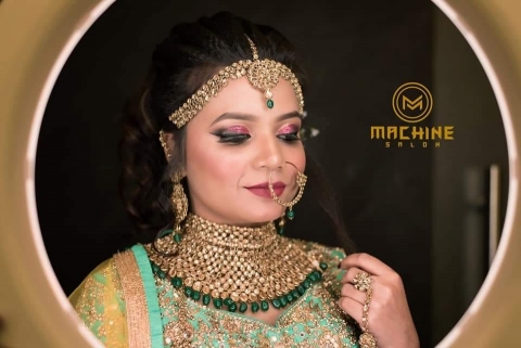 Machine Unisex Salon