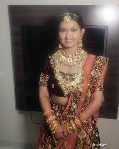 Kirti Gandhi Makeup and Hair1