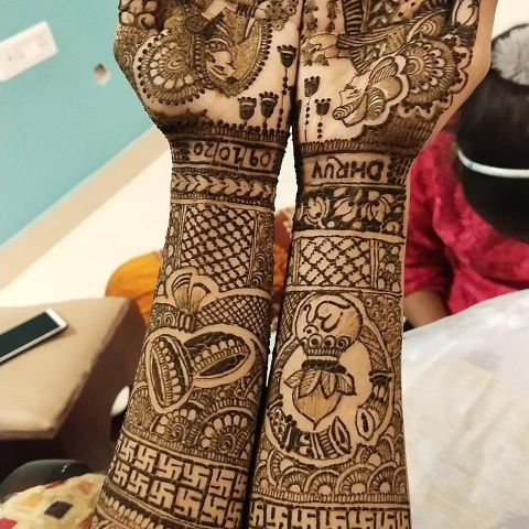 Deepa Mehendi Artist
