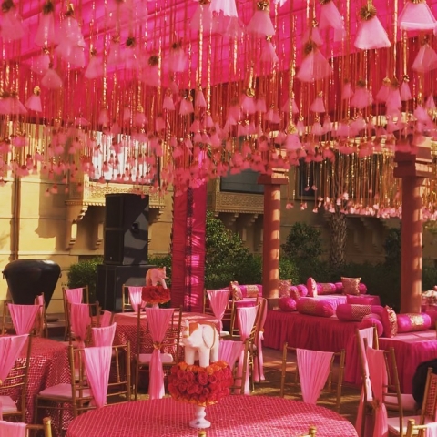 Weddings by Frozen Lemon