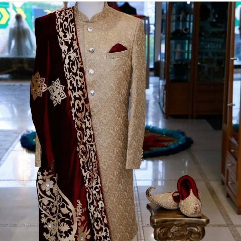 Unique Suits Sherwani