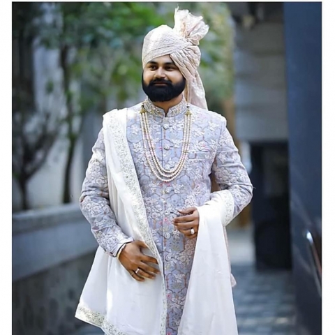 Unique Suits Sherwani