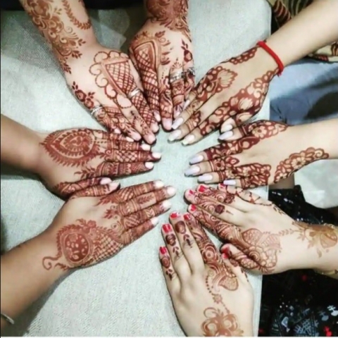 Vinee Mehandi
