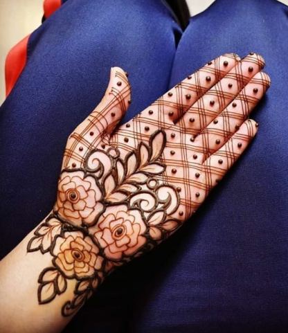 Arun Mehndi artist