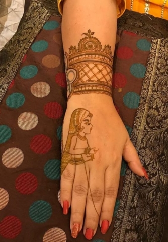 Arun Mehndi artist