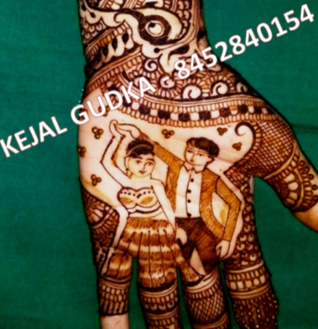 Kejal Gudka Mehndi Artist