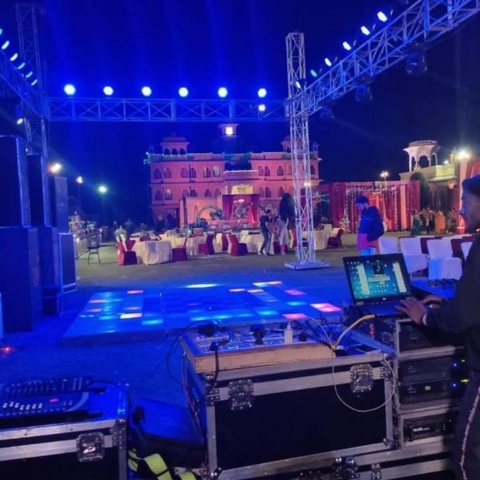 Vicky DJ and Sound System