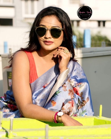 Khushika Secrets Makeup Artist