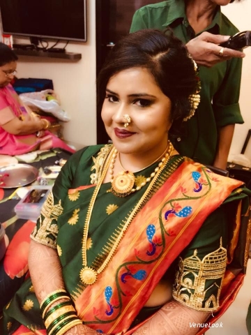 Arshi Jumani - Professional Ma