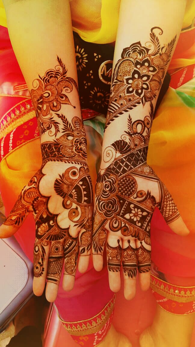 Which Mehndi artist provides the best bridal mehndi services? - Quora