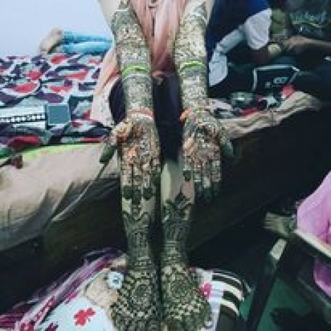 Munesh Mehndi