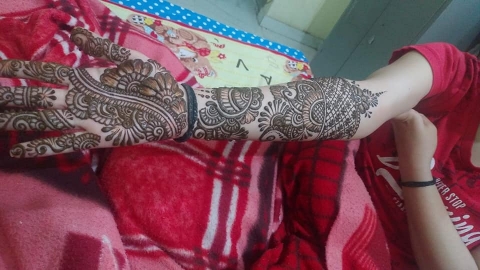 Miss Alind Mehndi Design